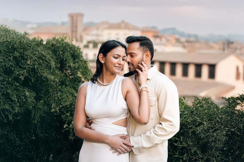 Rome: Private photoshoot at the Colosseum & Surroundings - Capitoline Hill Views: Great Backdrops for Couples and Families