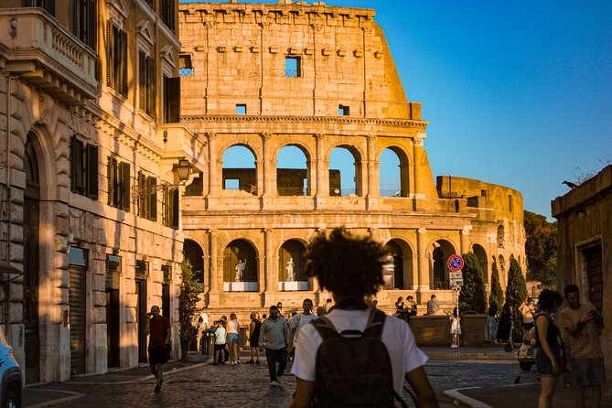 Rome Private Photoshoot: Colosseum & Trevi Photo Walk - Practical logistics: meeting point, timing, and shoes
