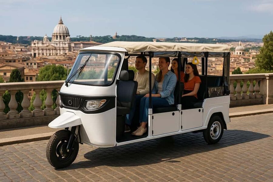 Rome: Timeless Electric Tuk-Tuk Photography Service - Piazza di San Pantaleo Start: Set Your Photo Goals Early