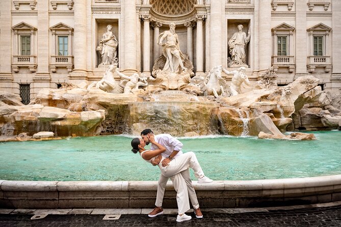 Rome: Trevi Fountain Photoshoot, Private & Early Morning - Key things I’d bet on