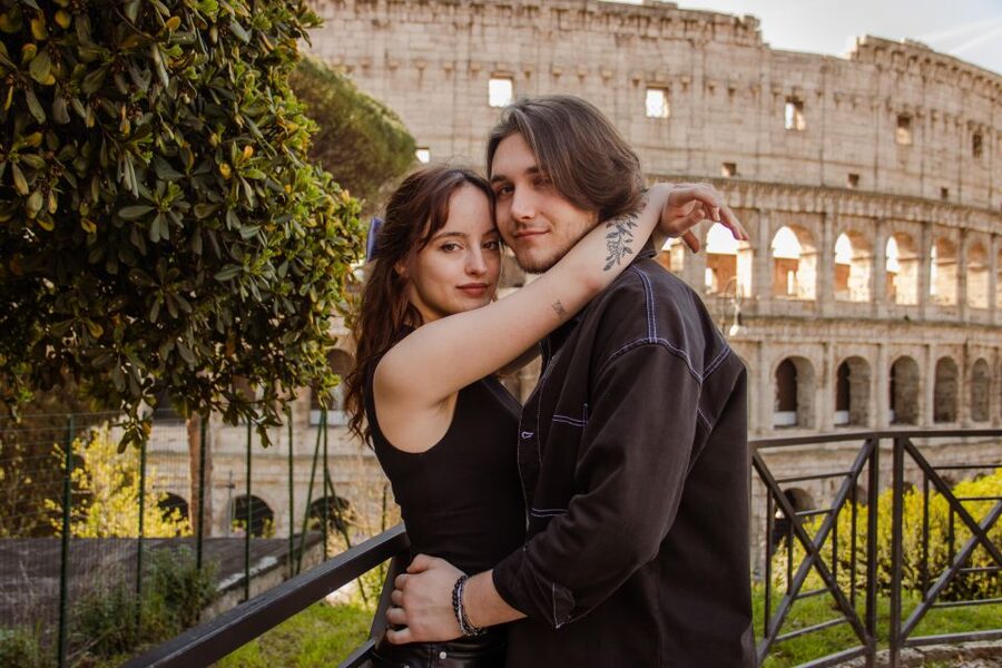 Rome: Unforgettable Photoshoot Experience in Colosseum - Pose coaching that actually works (even if you hate posing)