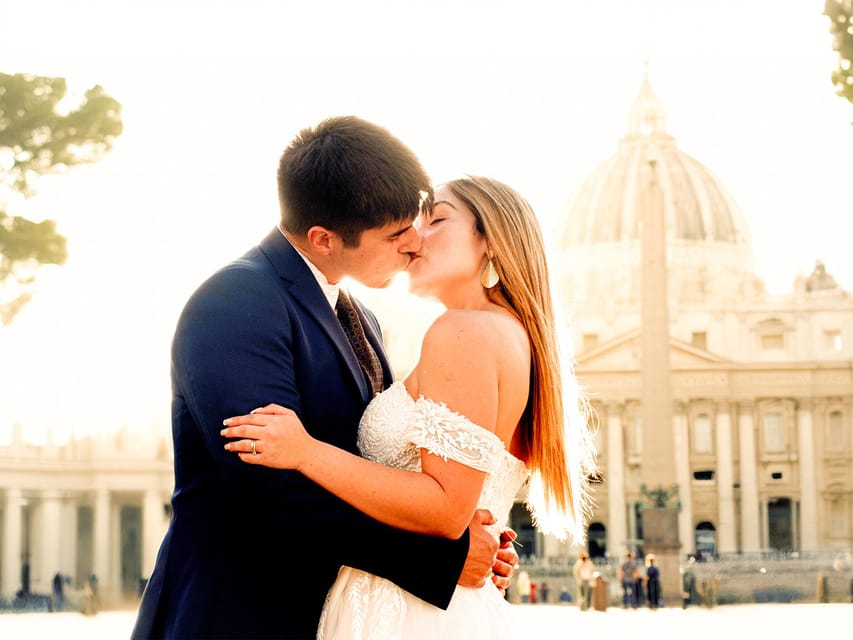Rome: Vatican, St Peter’s Sq & Castel Sant’Angelo PhotoShoot - The Route That Gives You Two Very Different Backdrops