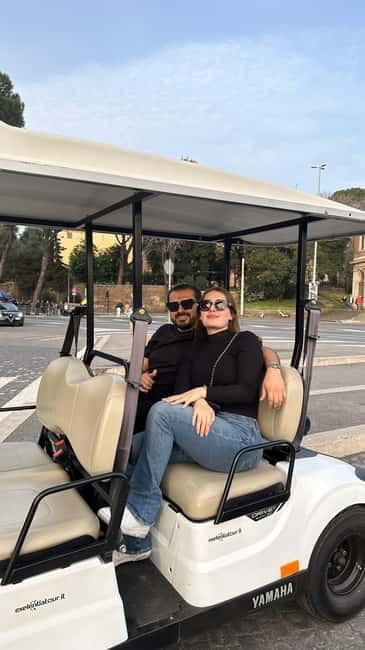 Rome Vespa Experience with Professional Photoshoot - The pro photographer: what you actually get for 20 photos