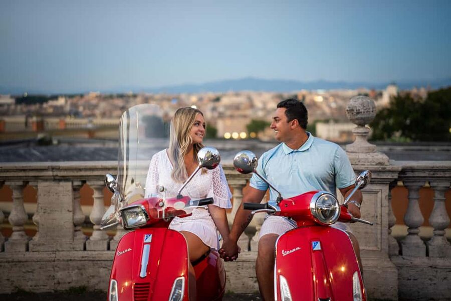 Rome: Vespa Photo Tour with City Center Pickup - Rome Vespa Photo Tour: How You’ll Spend 90 Minutes