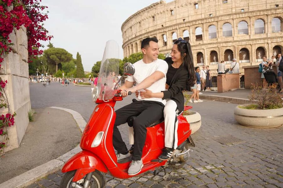 Rome: Vespa Photo Tour with Historic City Highlights - Passenger-only Vespa riding: what you’re actually signing up for