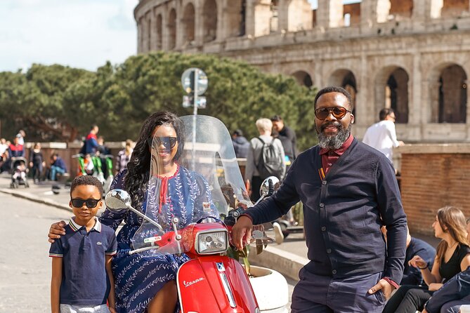 Rome Vespa Scooter Tour with Professional Photographer - Start near the Colosseum and end at Piazza Venezia
