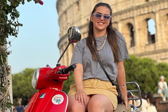 Rome Vespa Tour and Professional Photoshoot - Trastevere Pass-By: Color Without the Time Sink