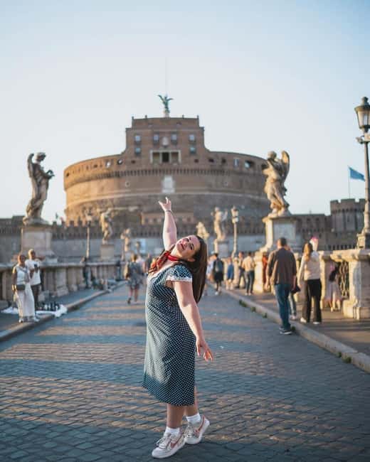 Rome: Vespa tour “When in Rome” with Dessert and Photography - Optional photography: how it helps if you hate posing
