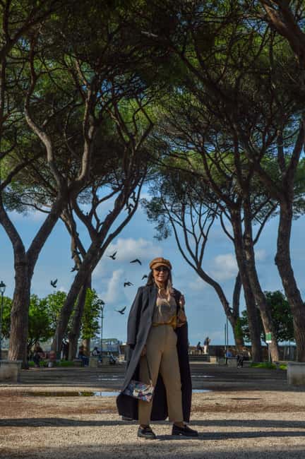 Rome: Vespa tour “When in Rome” with Dessert and Photography - Giardino degli Aranci (Orange Garden): the optical illusion moment