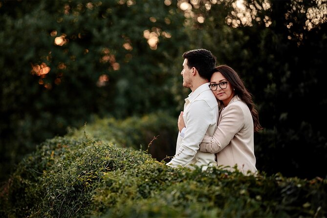 Rome: Villa Borghese Sunset Photoshoot, Private Experience - How the photographer makes it feel natural (and not awkward)