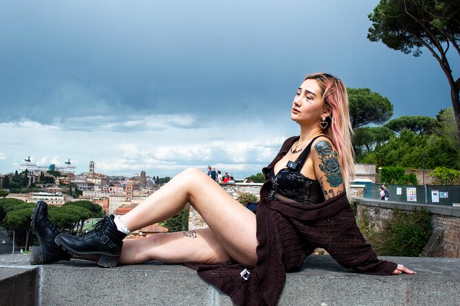 Rome with Professional Photographer - Stop 4: Pantheon dome photos for a calmer ending