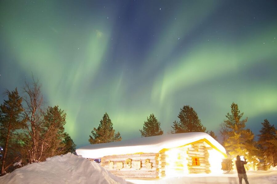 Rovaniemi: Aurora Hunting Tour with Photography by Van - The Open-Fire Lappish BBQ: Warmth That Feels Like Part of the Show