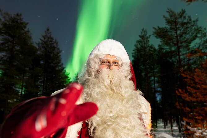 Rovaniemi: Genuine Aurora Hunting with Unlimited Pro Photos - Aurora hunting in Rovaniemi: why it feels different
