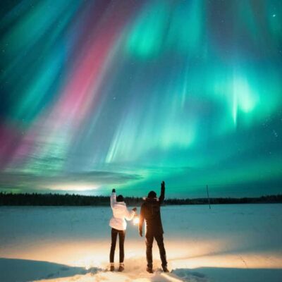Rovaniemi: Northern Lights Family Tour with Photographer - Meet the Team: Aurora Guides Plus a Professional Photographer
