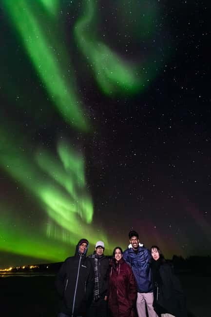 Rovaniemi: Northern Lights Family Tour with Photographer - Aurora Photo Reality Check: What the Camera Shows vs. Your Eyes