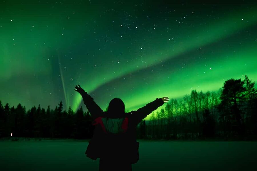 Rovaniemi: Northern Lights Photography Tour & BBQ - Chasing Aurora Away from Light Pollution: 10–60 miles into the forest