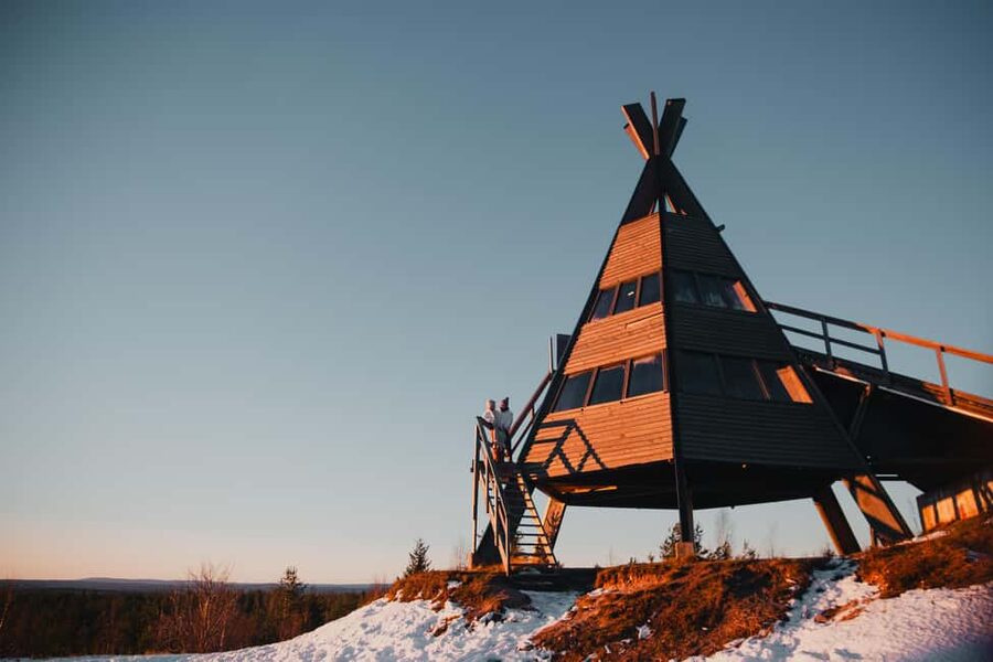 Rovaniemi: Private Photoshoot Experience in Lapland - The photo deliverable: 30–40 edited images, no RAW files