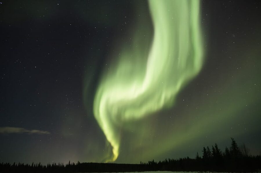 Saariselkä: Aurora Photo Tour by Car with Transfer & Drinks - Value and Price: Is $135 Worth It for a 3-Hour Aurora Attempt?