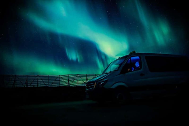 Saariselkä,Kakslauttanen: Aurora Hunting & Photography Tour. - Key things that make this tour work