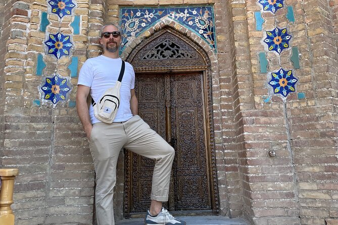 Samarkand City Tour with a Professional Photographer - Siab Bazaar Finish Near Bibi-Khanym: A Real-World Samarkand Pause