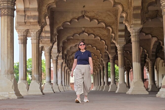 Same Day Taj Mahal Photography Tour by Car - Lunch at DoubleTree by Hilton Agra: A Real Break Midday