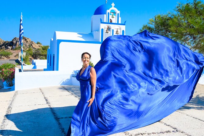 Santorini 2h Private Flying Dress Photoshoot with Transportation - What you get after: 40 edited downloads, no watermarks