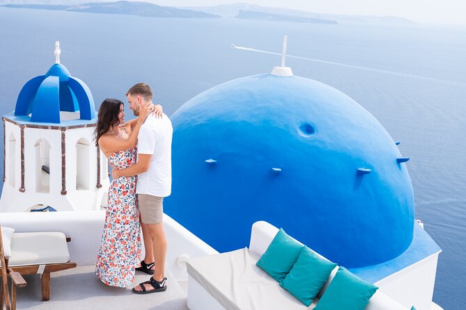 Santorini 3 hours Photo Tour with your personal Photographer - Stop 3: Imerovigli viewpoint for that “how is this real” look
