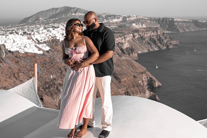 Santorini: Customized Private Photoshoot Walk in Oia - Who should book this private Oia shoot (and who might skip it)