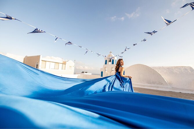 Santorini: Flying Dress Professional Photography <em>Dress Included</em> – Key Highlights You Should Know’ /></p>
<ul>
<li><strong>Flying dress included</strong> (1 total for solo/couple, 1 per lady for best friends)</li>
<li><strong>Up to 3 villages</strong> in the 3-hour option, with pickup and drop-off included</li>
<li><strong>Pose guidance</strong> from a pro photographer and assistant, not guesswork</li>
<li><strong>35–70 edited photos</strong> delivered in <strong>7–10 days</strong></li>
<li><strong>2–3 videos</strong> shot with your phone on the same day</li>
<li><strong>Flexible scheduling</strong> when weather or timing gets tricky</li>
</ul>
<h2 id="flying-dress-in-santorini-the-real-deal-for-photos">Flying Dress in Santorini: The Real Deal for Photos</h2>
<p><img width="669" height="446" decoding="async" src=