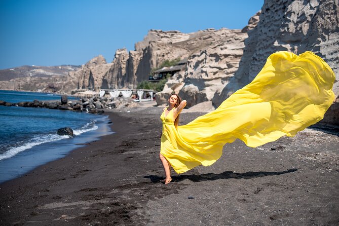 Santorini Flying Dresses Photo Shoot - Timing and meeting point tips that prevent stress