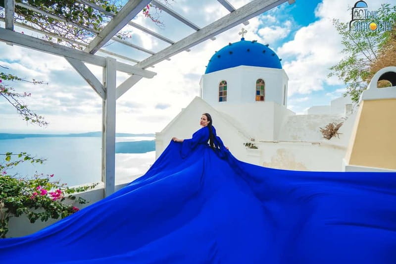 Santorini:FlyingDress Photoshoot with edited pics and pickup - Key Things I’d Focus On