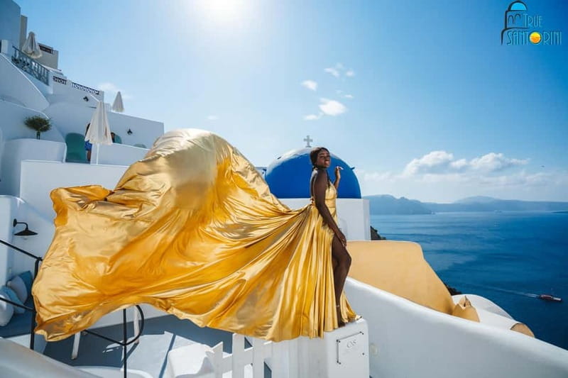 Santorini:FlyingDress Photoshoot with edited pics and pickup - Who This Experience Suits Best