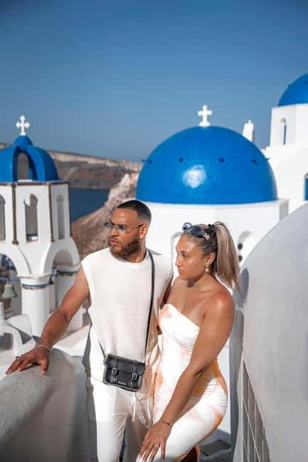 Santorini: Oia Private Couple Photoshoot with 35 Photos - The core walk: whitewashed streets, blue domes, and sea views