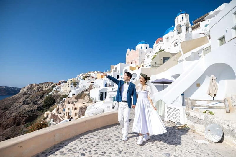 Santorini: Photo Tour With Professional Photographer - What You Receive Later: Editing, Delivery, and What’s Not Included