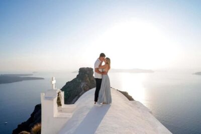 Santorini Photoshoot: Imerovigli or Fira - What You Get in a 30–60 Minute Private Shoot (And Why Speed Helps)