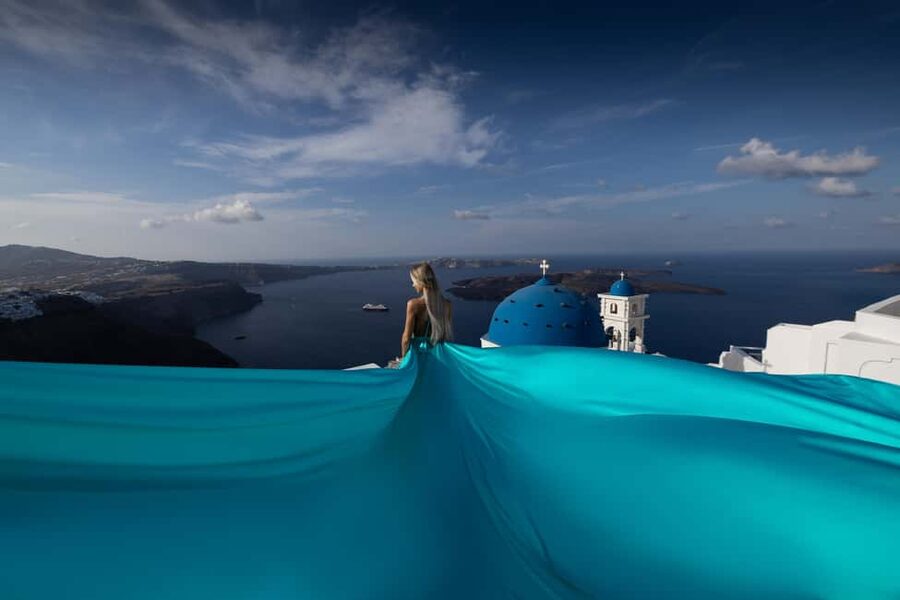 Santorini: Private Flying Dress Photoshoot at Iconic Spots - Blue Domes, White Streets, and Caldera Viewpoints: Where You’ll Pose