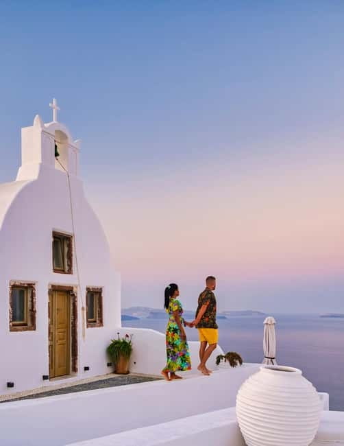 Santorini: Private Oia Village Photoshoot - Why Oia photos feel easier when someone leads you