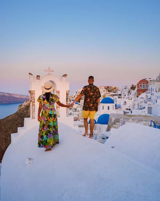 Santorini: Private Oia Village Photoshoot - The walk-through: from white streets to Aegean viewpoints