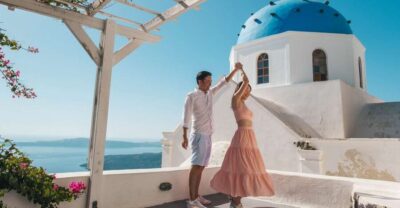Santorini Private Photoshoot - Morning vs Sunset: Timing That Changes Everything