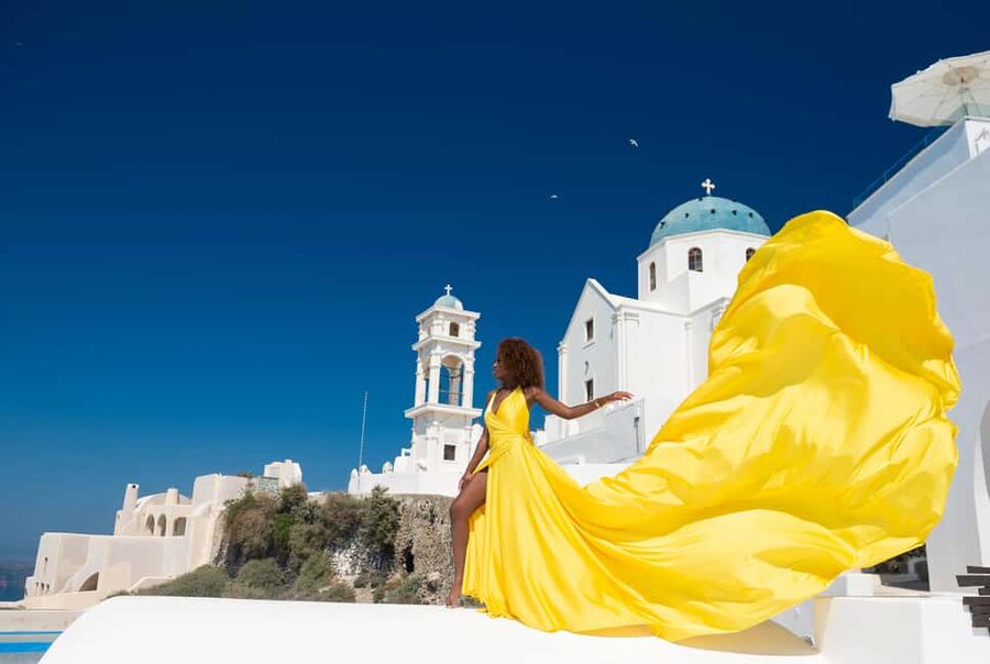 Santorini: Proffessional Flying Dress Photoshoot - Posing help that keeps your photos from feeling staged