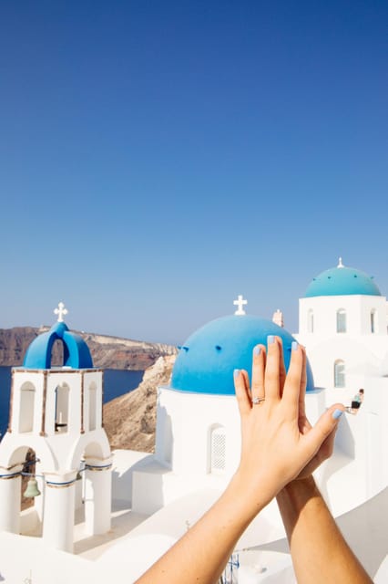 Santorini Proposal: A Luxury Photoshoot for Your Yes! Moment - Meeting Point at Oia Bus Terminal: A Simple Start