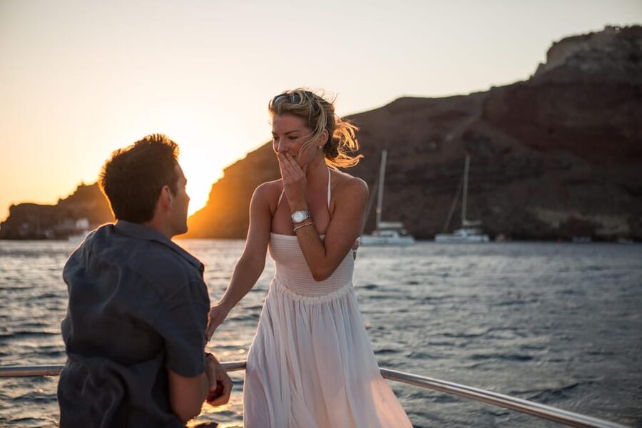 Santorini Proposal: A Luxury Photoshoot for Your Yes! Moment - Getting the Right Setting: Oia, Cliffs, Domes, and Sunset Options