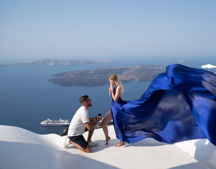 Santorini: Proposal Photoshoot l Private Entry to blue Dome - Where You’ll Start: Oia Sightseeing vs Thera-to-Fira Meeting