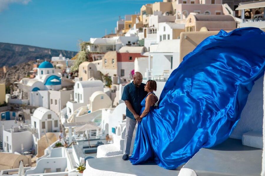 Santorini: Unique Flying Dress Photoshoot Experience - Posing With Help, Not Pressure