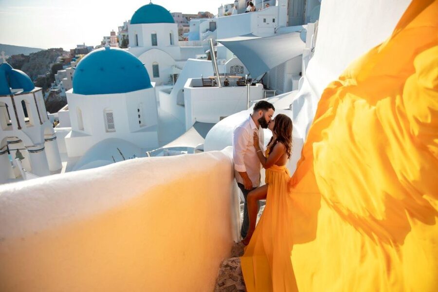 Santorini: Unique Flying Dress Photoshoot Experience - What You Get After: 30 Edited Photos in a Secure Gallery