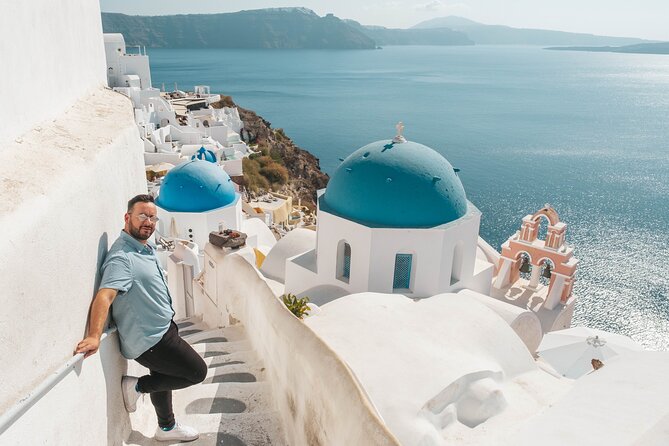 Santorini Vacation Photoshoot - After the shoot: edited photos and delivery you can count on