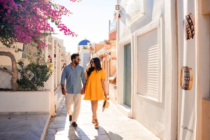 Santorini Vacation Photoshoot - Inside a 1-hour Santorini photo session: what the time really buys you