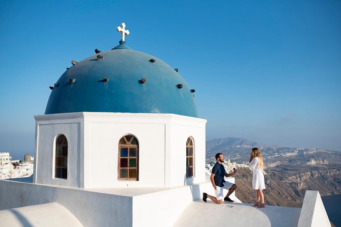 Santorini Walking Tour with a Personal Photographer - Who This Photo Session Is Best For