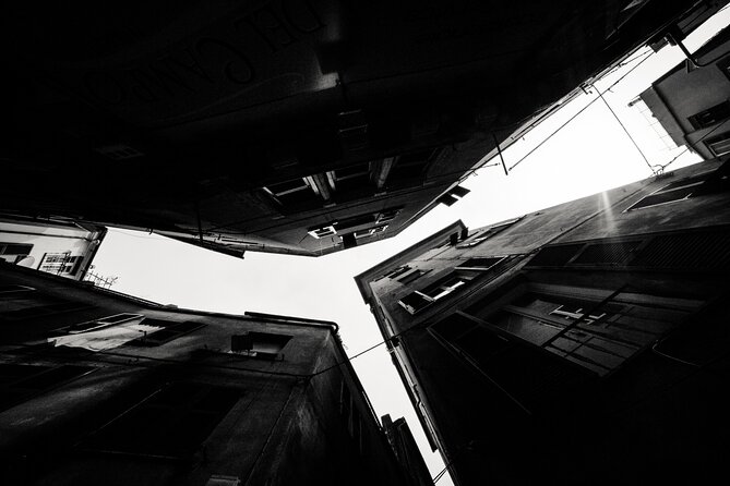 Secret Genoa Photo Tour - Getting photo tips on the street without slowing down