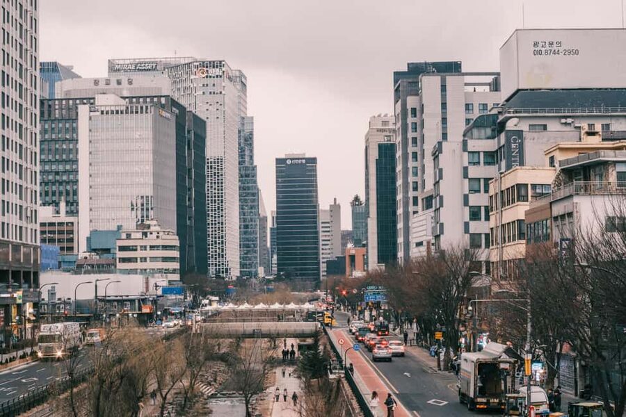 Seoul: Street Photoshoot and Hidden Gem History Walking Tour - Price and value: $44 for history plus edited professional photos